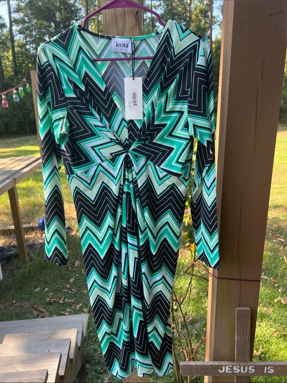 Leota mint Chevron Long-Sleeve Twist-Front Dress